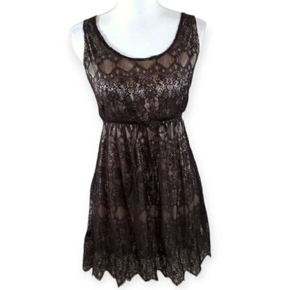 PINKY BLACK LACE OVERLAY DRESS WITH GOLD/NUDE LINING SZ.M EUC. - Picture 1 of 6